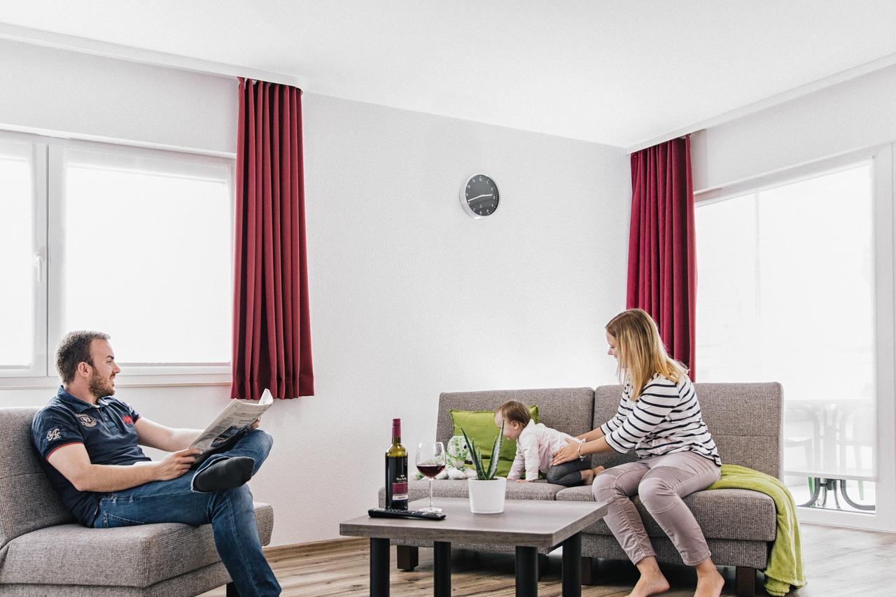 Business And Family Homes Burgau Luaran gambar